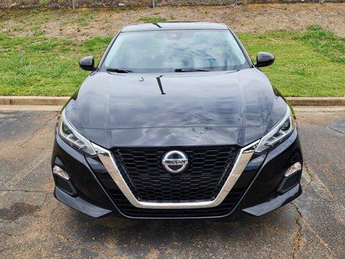 2020 Nissan Altima SR Intelligent AWD