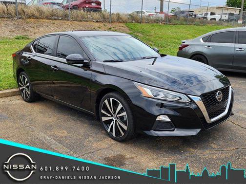 2020 Nissan Altima SR Intelligent AWD