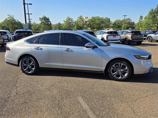 2024 Honda Accord EX 1.5T