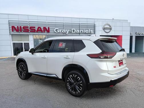 2025 Nissan Rogue Platinum