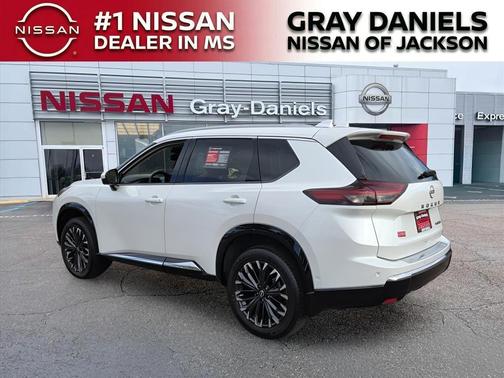 2025 Nissan Rogue Platinum