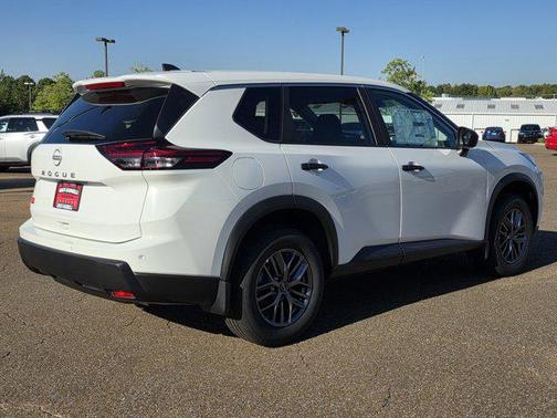 2026 Nissan Rogue S