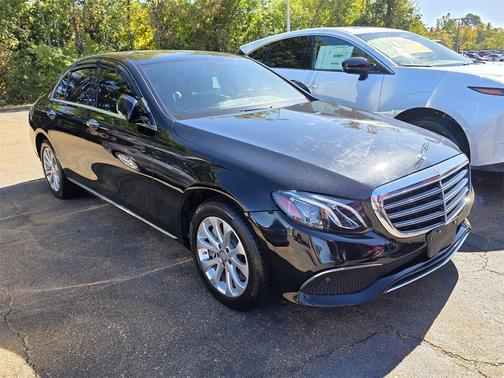2017 Mercedes-Benz E-Class 4MATIC
