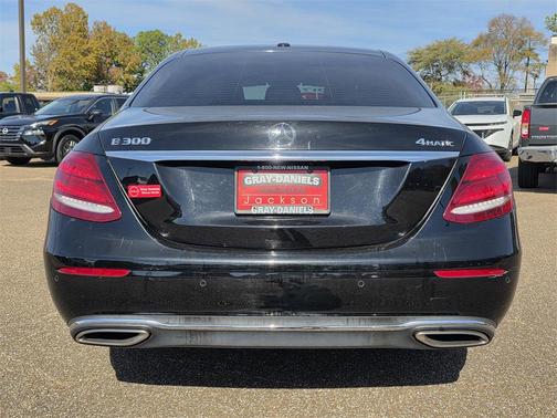2017 Mercedes-Benz E-Class 4MATIC