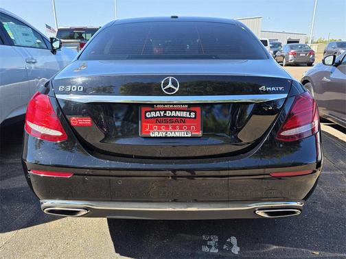 2017 Mercedes-Benz E-Class 4MATIC