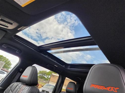 2025 Nissan Armada PRO-4X 4WD