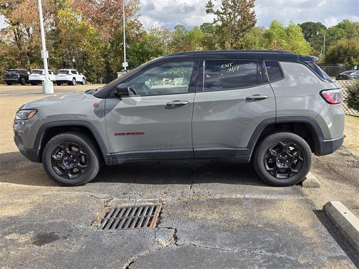 2024 Jeep Compass Trailhawk