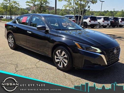 2025 Nissan Altima S FWD
