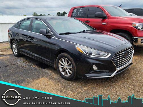 2018 Hyundai SONATA SE