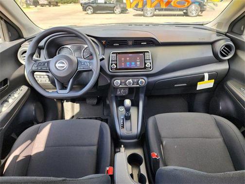 2025 Nissan Kicks S