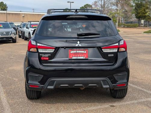 2022 Mitsubishi Outlander Sport 2.0 LE