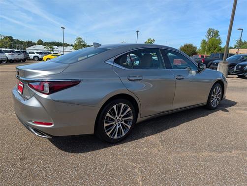 2019 Lexus ES 350 Luxury