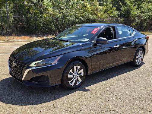 2025 Nissan Altima S FWD