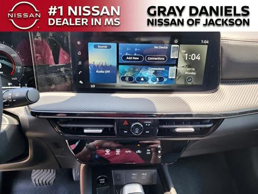 Gun Metallic 2025 Nissan Kicks SR