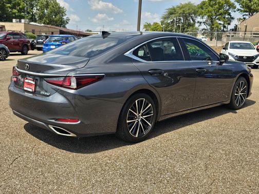 2022 Lexus ES 350 Base