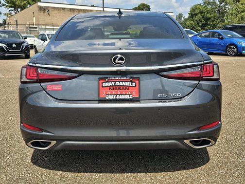 2022 Lexus ES 350 Base