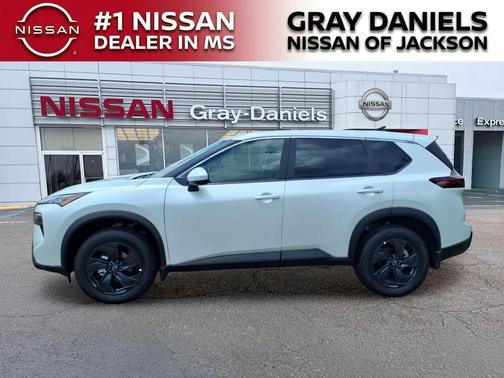 Everest White P 2026 Nissan Rogue SV