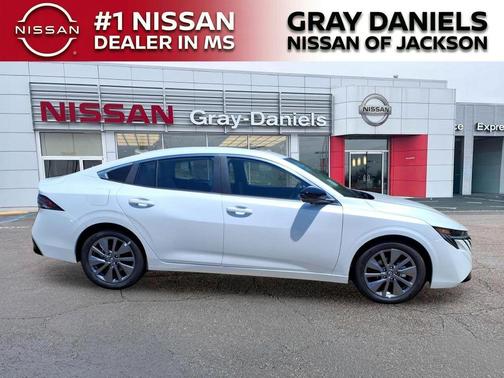 Aspen White 2026 Nissan Sentra SL