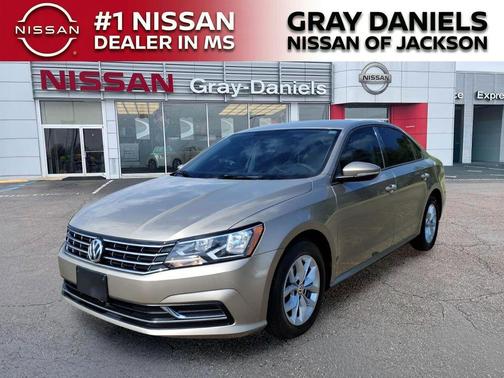 2018 Volkswagen Passat 2.0T S