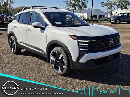 2025 Nissan Kicks SR