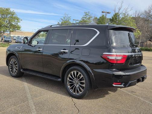 2023 Nissan Armada Platinum