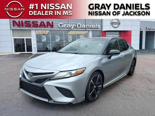 Midnight Black Metallic 2018 Toyota Camry XSE