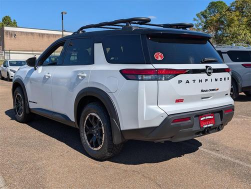 2025 Nissan Pathfinder Rock Creek 4WD