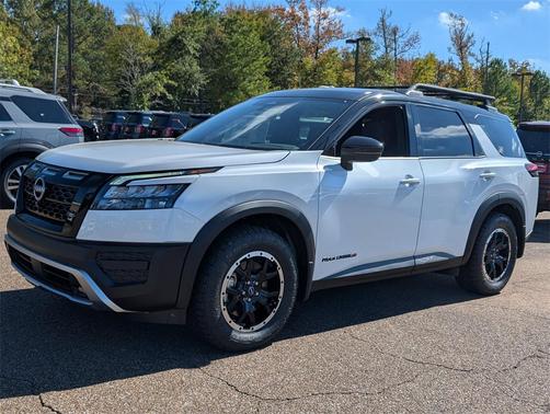 2025 Nissan Pathfinder Rock Creek 4WD