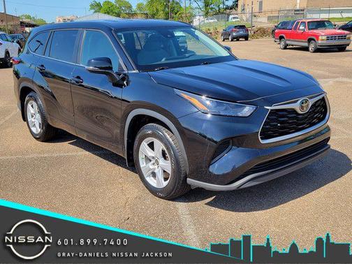 2023 Toyota Highlander L