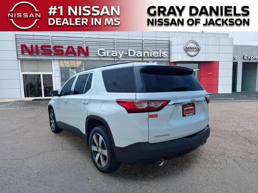 Summit White 2021 Chevrolet Traverse LT Leather
