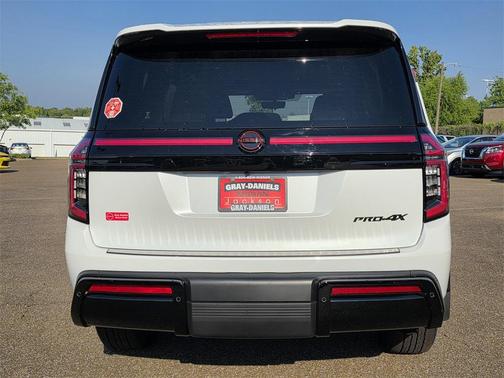 2025 Nissan Armada PRO-4X 4WD