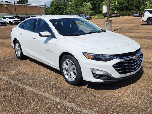 2022 Chevrolet Malibu FWD LT