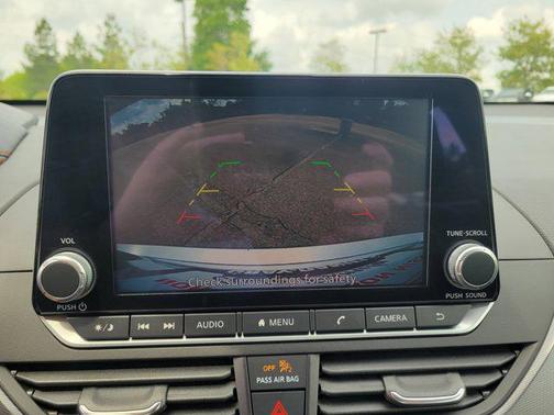 2023 Nissan Altima SR FWD
