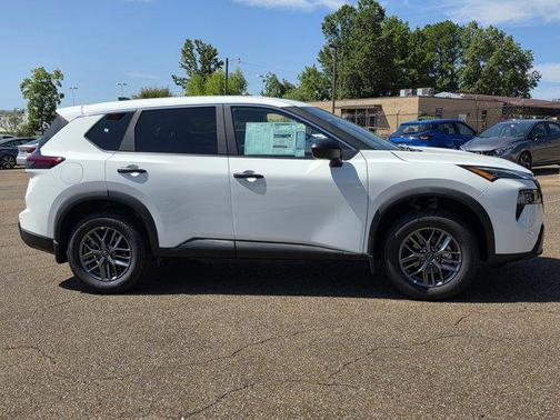 2026 Nissan Rogue S