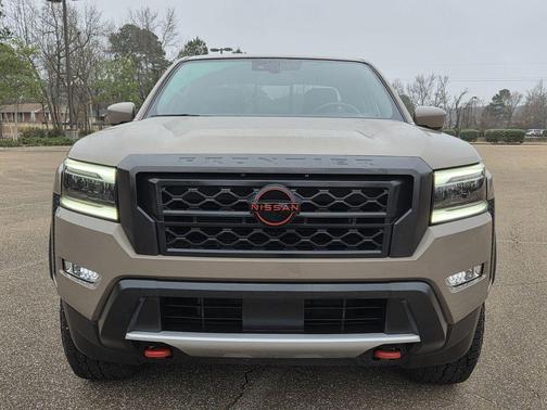 2024 Nissan Frontier PRO-X