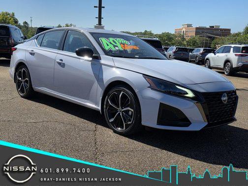 2025 Nissan Altima SR FWD