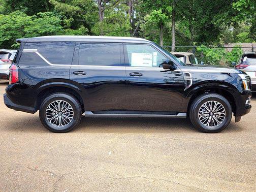 2025 Nissan Armada SL 4WD