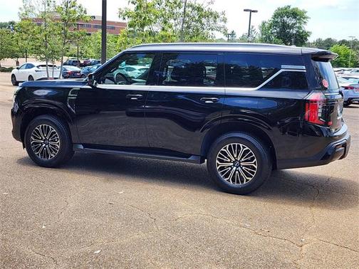 2025 Nissan Armada SL 4WD