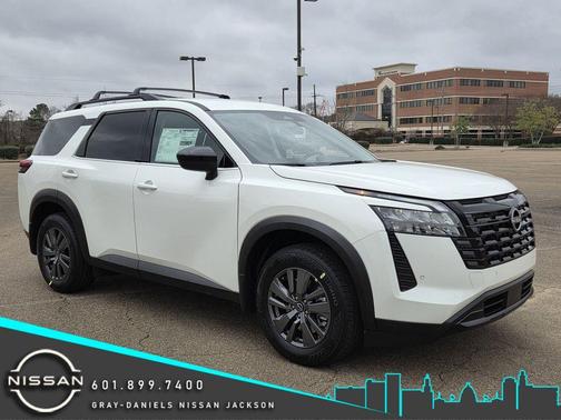 2026 Nissan Pathfinder SV