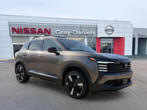 2026 Nissan Kicks SR