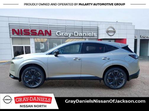 Champagne Silve 2026 Nissan Murano Platinum