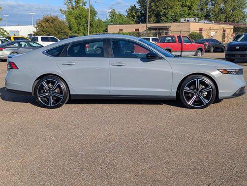 2024 Honda Accord Hybrid Base