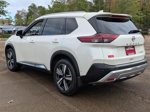 2022 Nissan Rogue Platinum