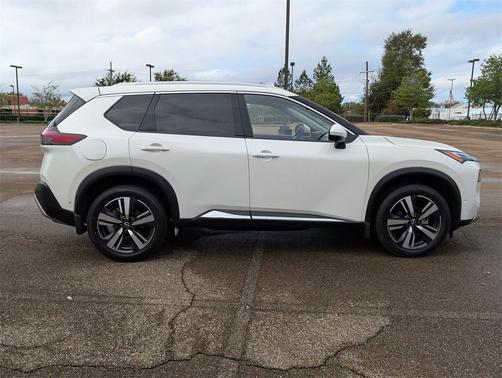 2022 Nissan Rogue Platinum