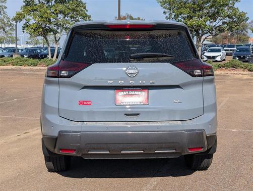 2024 Nissan Rogue SL