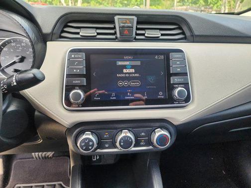 2021 Nissan Versa 1.6 SV