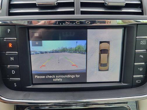 2020 Lincoln Continental Black Label