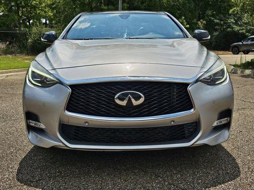 2019 INFINITI QX30 SPORT