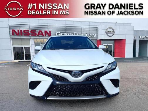 Pearl 2019 Toyota Camry XSE