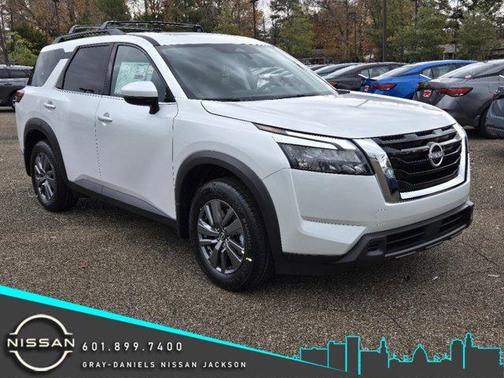 2025 Nissan Pathfinder SV FWD